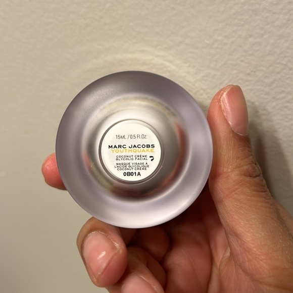 Marc Jacobs Youthquake Hydra-Full Retexturizing Gel Crème - Picture 2 of 2